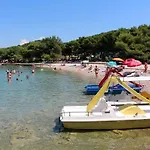 Apartment 5130c Tisno