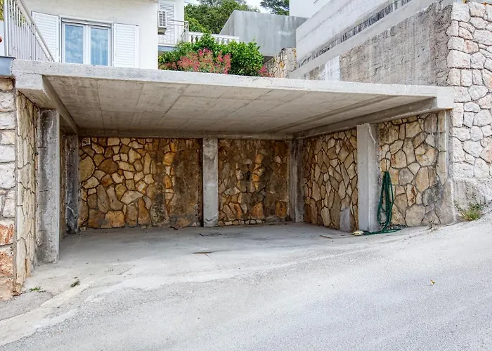 Apartman 5130c Tisno